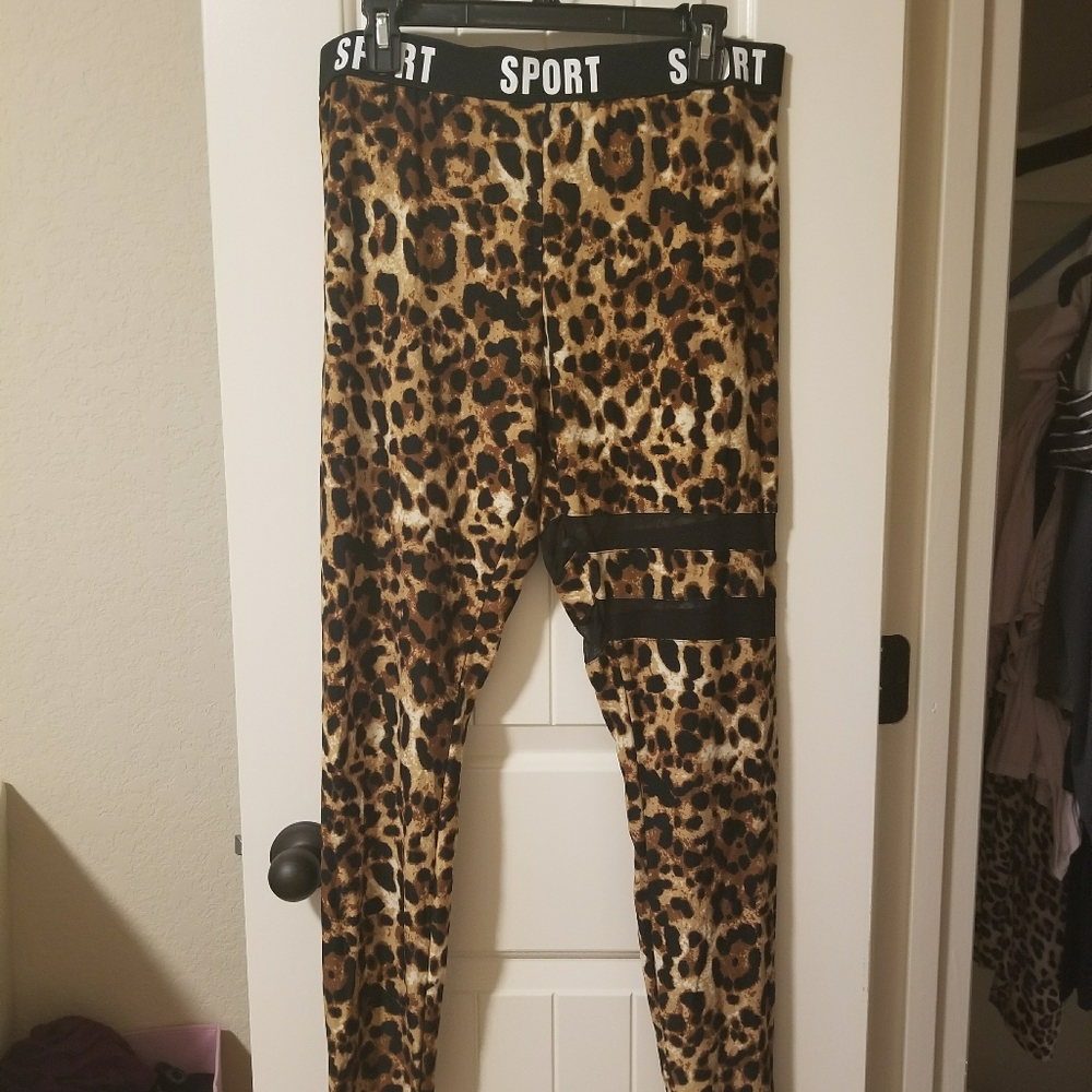 Cheetah print sport legging